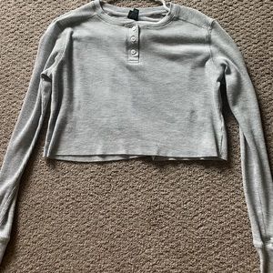 xs grey long sleeve